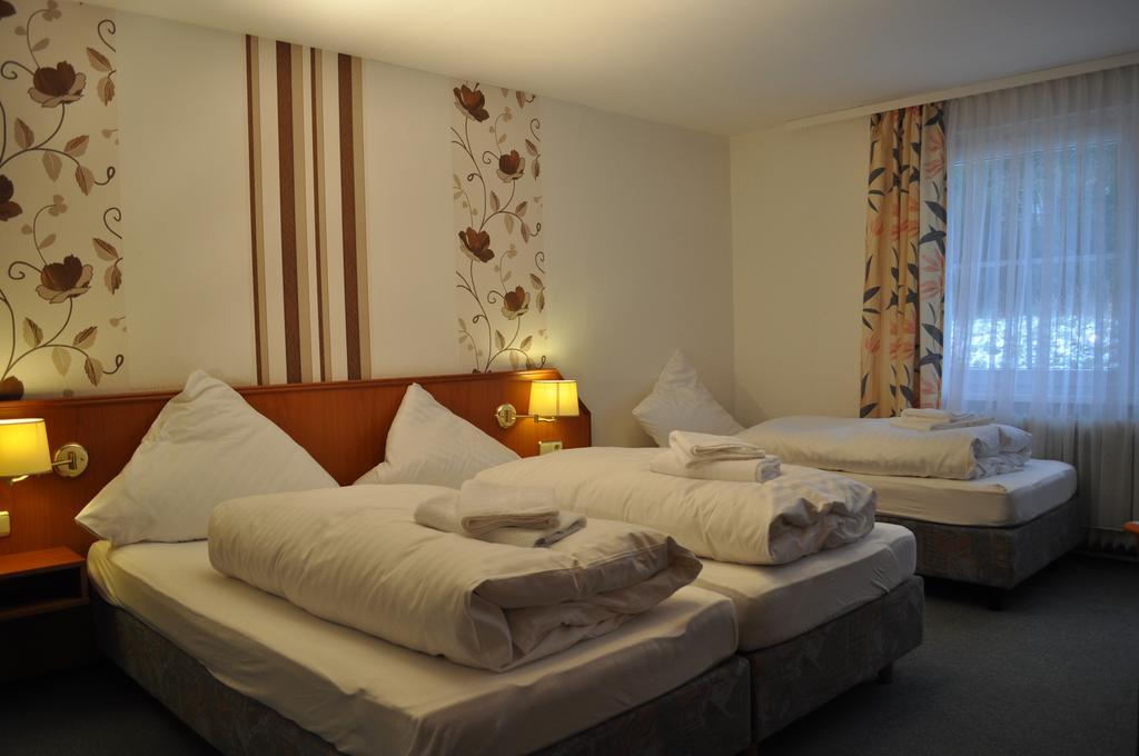 Hotel Engel Altenau ภายนอก รูปภาพ